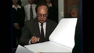 Assinatura do livro de Presidentes da ACIM - 2005