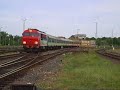 SU46-011 z poci?giem B�br.