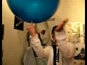 gymnastikball auf fingern