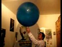 gymnastikball auf fingern