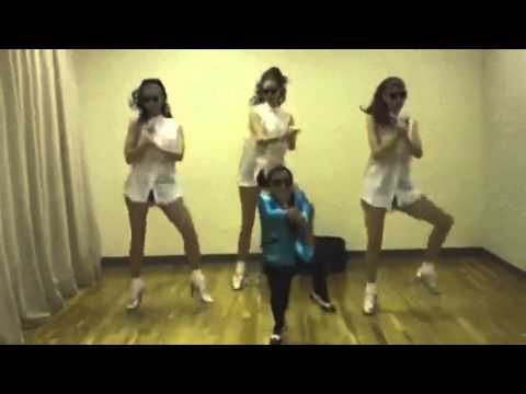 Mini PSY dancing Gangnam Style with Cuties