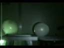 300 mW CNI green laser pointer burns balloons
