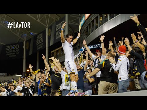 Video: GOAL: Alan Gordon finishes off Toronto with a patented last-minute goal