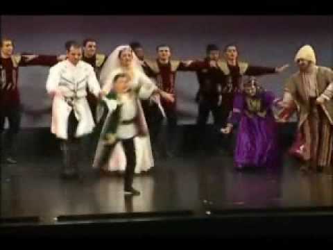 haykakan parer - Armenian traditional wedding dance performed by Vanoush Khanamerian Dance School, honoring Vanoush Khanamerian's 75th birthday in 2003.