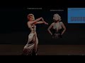 Marilyn Monroe gifts-giver/bartender on Second Life