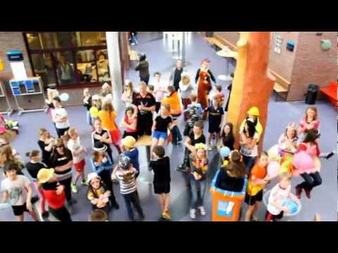 Lipdub 'Call Me Maybe' Commanderij College Gemert