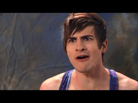 smosh - Bloopers & MORE: http://smo.sh/TwerkinXTRAS Get the 2ND SMOSH MAGAZINE: http://smo.sh/SmoshMagazine CHECK OUT THE SMOSH STORE: http://smo.sh/19472KL In this ...