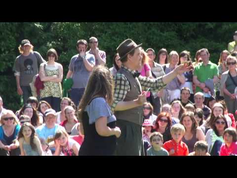 charlie caper - World championship street performance. (Merrion Square Dublin) Charlie Caper. Sweden. Magic does not get any more surreal than this.