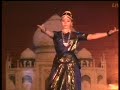 Indian dance group MAYURI - India 2008 Agra - Jatiswaram Indian dance group MAYURI - India 2008 Agra - Jatiswaram