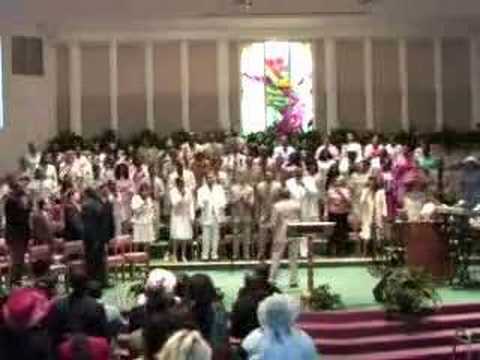 Apostolic Tabernacle Mass Choir sings Ride on King Jesus