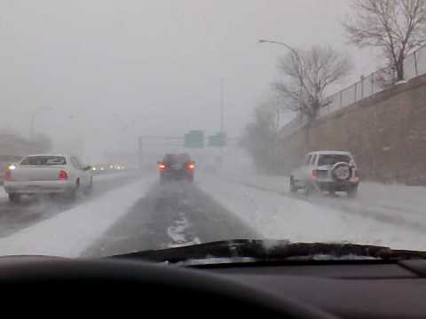 Crazy!! Porsche 911 cruising through the snow Photo Crazy!! Porsche 911 cruising through the snow