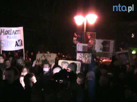 Około 1500 osób manifestowało w Opolu przeciw ACTA