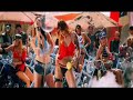 torque scenes! esse clip � uma homenagem ao melhor jogo de motos de sua �poca. o filme furia em 2 rodas come�a perfeito, como eram as hist�rias do road rash mas depois eles avacalham com efeitos rid�culos e piores que um video game! tinha tudo pra ser um film�o.