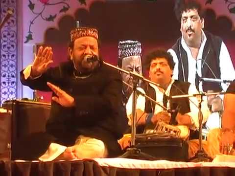 मुंह से घुंघरू की 84 धुन निकालते हैं अहसान भारती, Taj mahotsav में दी ghungroo वाली performance