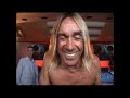 Quand le roi Iggy re-interprète son tube The Passenger avec des random musiciens via Skype, ça donne ça: http://bit.ly/7VZpSX