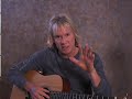 How to Play Simple Songs on acoustic ...