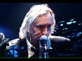 joe-walsh-solos-like-peter-frampton-in-moncton-nb.html
