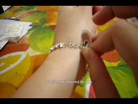 how to fasten a bracelet by yourself