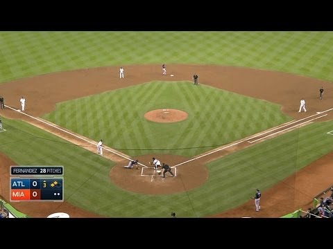 Video: Fernandez bluffs throw to first, throws home