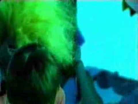 Посмотреть видео клип Посмотреть видео клип