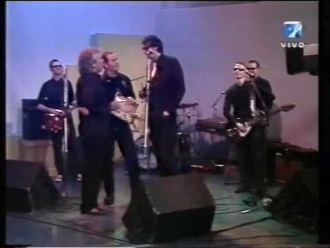 The Defectors - The Defectors performing C'mon! c'mon! in Argentinian TV show.