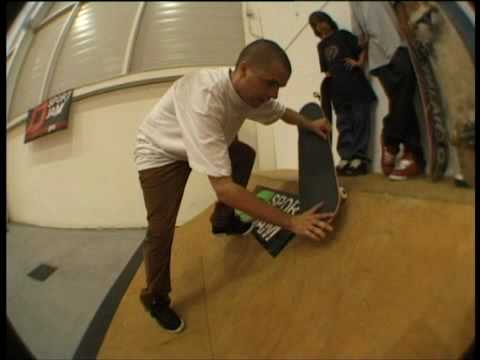 BACKSIDE POR MANU PALACIOS