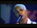 m�sica extra�da do dvd os travessos ao vivo.