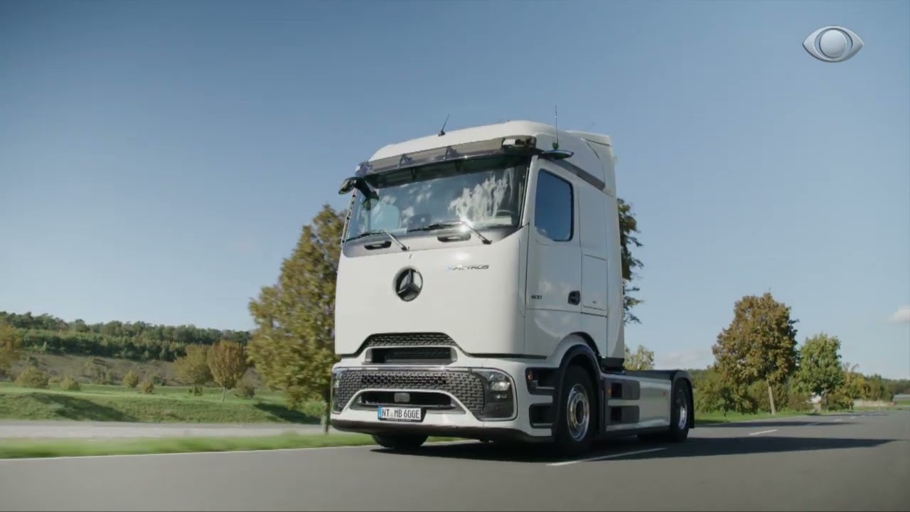 MERCEDES BENZ TRUCKS APRESENTOU EACTROS LOWLINER
