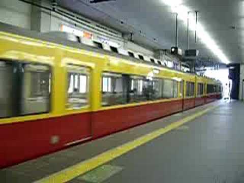 京阪8000系普通発車