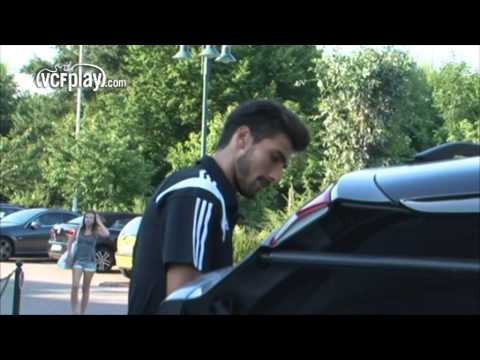 Valencia CF: Nuno da la bienvenida a André Gomes en el 'stage' de Alemania Valencia CF: Nuno da la bienvenida a André Gomes en el 'stage' de Alemania