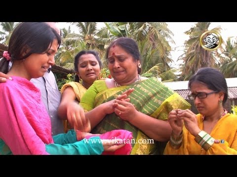 Episode 17 - Deivamagal Episode 39, Tamil Serial, SUN TV Produced by - Vikatan Televistas Pvt. Ltd., Chennai, INDIA. Deivamagal Promo: http://youtu.be/3d4THZxgjHI Subscri...