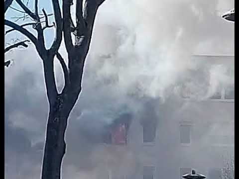 Pożar w bloku na os. Jagiellońskim w Kościanie :: Link do artykułu: https://elka.pl/content/view/128943/79/