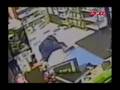 Woman Fights Robber, Cops Have to Rescue Him!
