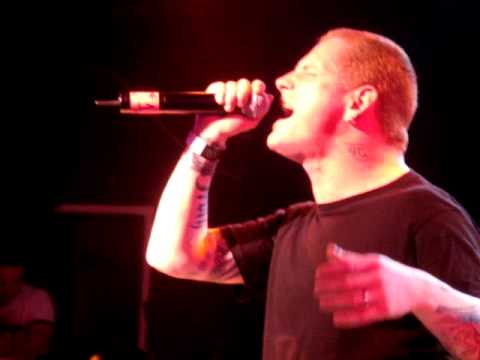 This is Corey Taylor doing Nirvana's" Lithum". Along with Camp Freddys Dave, Billy,Chris,and sitting in on drums for this show was Travis Barker