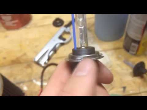 How to Replace HID Bulbs on a Mazda 3 2004 Hatchback