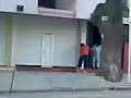 cesar llimpiando el fortin
