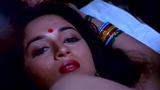 madhuri dixit hot kiss scene with vinod khanna daa