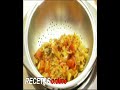 Migas de bacalao sobre cama de verduras - Receta de cocina RECETASonline