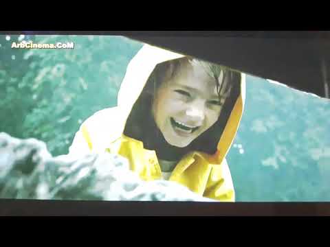 Georgie meets pennywise ( full scene)