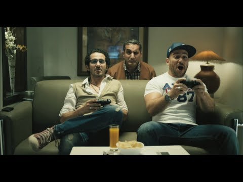 احمد - الحلقة الثالثة من ثلاث حلقات يلتقي فيها أحمد مكي وباسم يوسف بره البرنامج؟ .. دخول مكي مش زي خروجه.