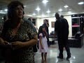 victor beijando cleideane e joseane,na saida pro show em irecê.