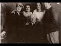 premiered on 20.01.1934
at the vienna opera
richard tauber was partenered by jarmila novotna. it is ru rumoured that there were over 1oo radio microphones at the premiere-some snippets from this do survive....