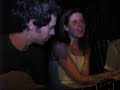 vanessa e loureiro cantam 'blind mask' de vanessa e baleiro.
janeiro/ 2008