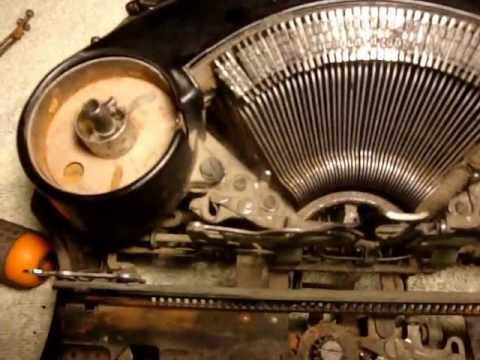 how to repair typewriter carriage
