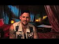 joel madden talks about why he decided to be a coach on the voice australia and talks about working with shakira mentoring his team on the voice usa. he also...
