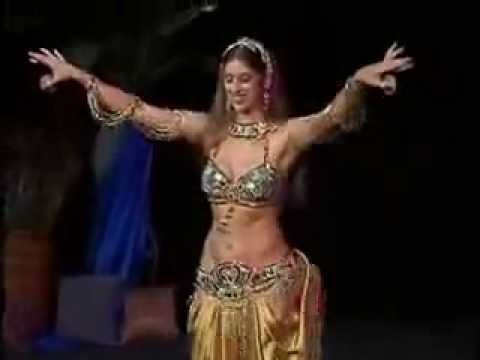 clips - Amazing belly dance performance...worth your