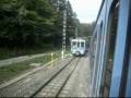 EUSKOTREN: Asomado en una 200 de Zumaia a Bilbao.