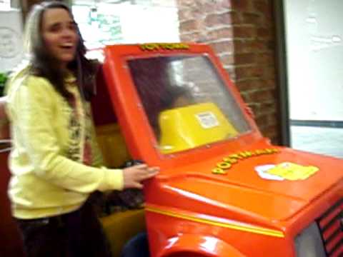 POSTMAN PAT BUS
