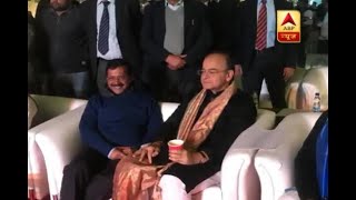Delhi CM Arvind Kejriwal and Arun Jaitely ptach-up