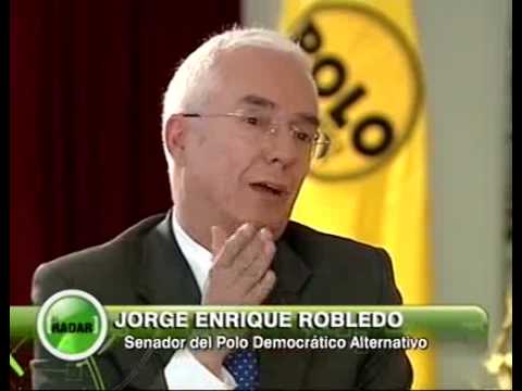 Watch 'Entrevista al senador robledo en El Radar'